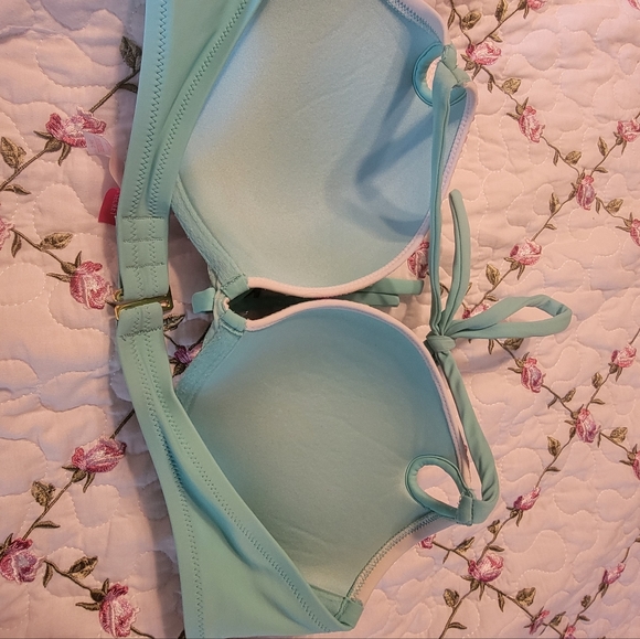 Victoria Secret Bombshell Bikini Top 36  C - Picture 6 of 6